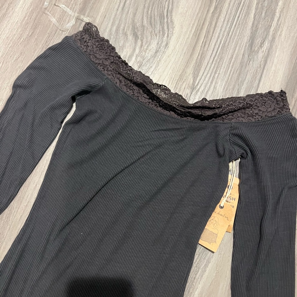 Off shoulder bodysuit